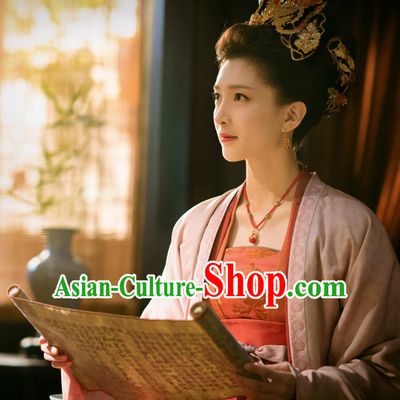 Chinese Ancient Empress of Renzong Dress Historical Costumes and Headpieces Drama Serenade of Peaceful Joy Song Dynasty Queen Garment