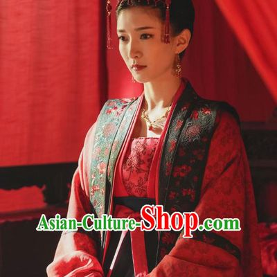 Chinese Ancient Wedding Garment Song Dynasty Historical Costumes and Headwear Drama Serenade of Peaceful Joy Empress Cao Danshu Hanfu Dress