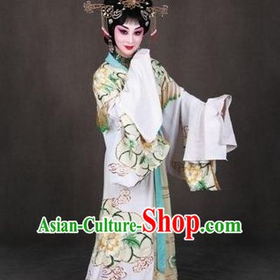 Chinese Peking Opera Garment Costumes the Royal Consort of Tang Female Dan Apparel Hua Tan White Dress and Headwear