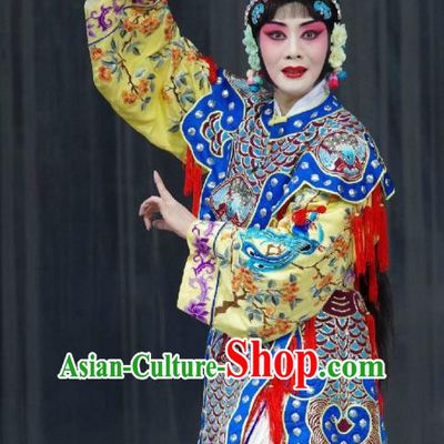 Traditional Chinese Peking Opera Dan Dress Farewell My Concubine Costumes Martial Actress Yu Ji Garment and Headwear
