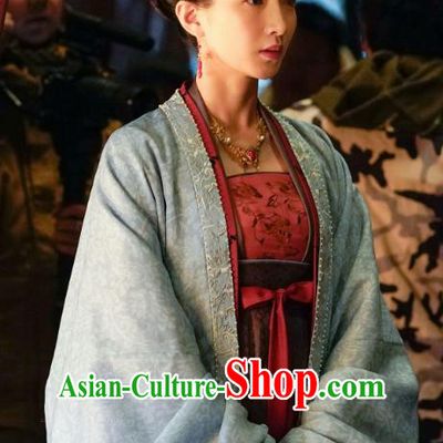 Ancient Chinese Empress Cao Danshu Historical Garment Drama Serenade of Peaceful Joy Song Dynasty Queen Costumes and Headwear