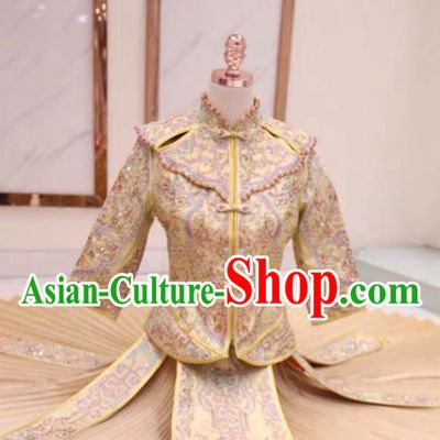 Chinese Traditional Xiu He Suit Embroidered Champagne Dress China Ancient Bride Wedding Costume for Women