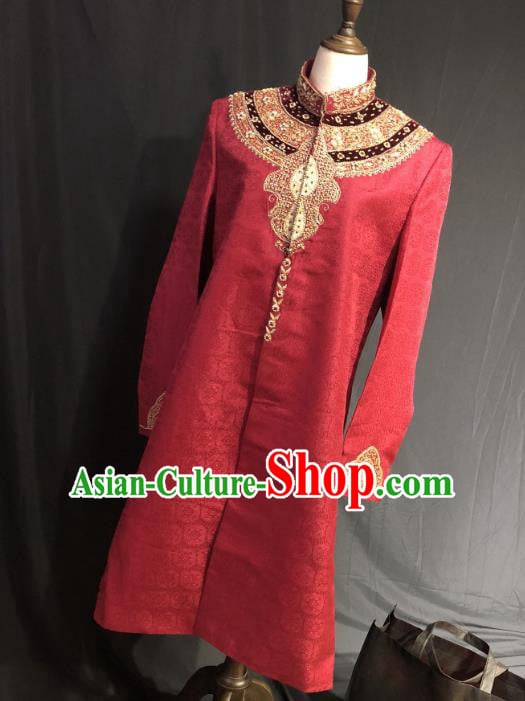 Indian Traditional Wedding Embroidered Red Coat Asian Hui Nationality Bridegroom Costume for Men Indian Traditional Wedding Embroidered Red Coat Asian Hui Nationality Bridegroom Costume for Men