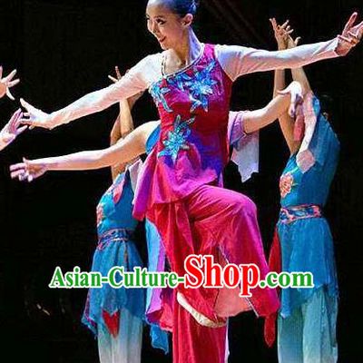 Red Coral Chinese Stage Performance Folk Dance Rosy Dress Traditional Fan Dance Costume for Women