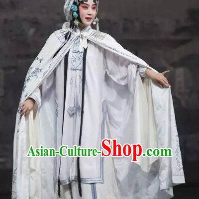 Chinese Kun Opera The Peach Blossom Fan Female Role Li Xiangjun Dress Apparels Peking Opera Actress Hua Tan Garment Costumes and Headdress