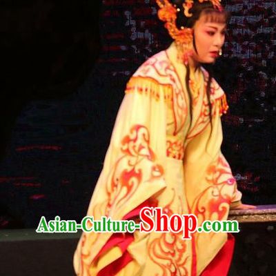 Chinese Shaoxing Opera Hua Tan Dress Garment and Headdress Han Gong Yuan Yue Opera Actress Queen Huo Chengjun Apparels Costumes