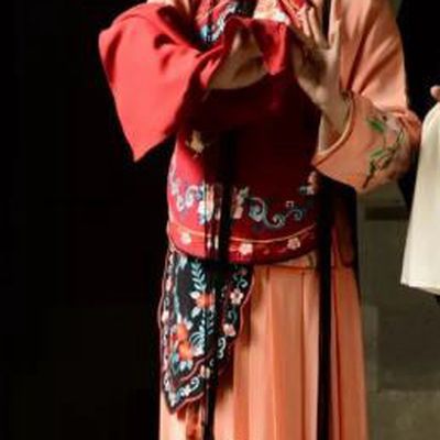 Chinese Kun Opera Actress Dress Costumes Apparels and Headpieces Heros Kunqu Opera Hua Tan Pan Jinlian Garment