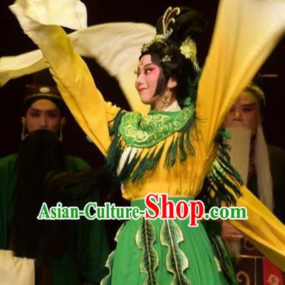 Chinese Kun Opera Hua Tan the Dream of Xiang Fei Dress Apparels Costumes and Headpieces Kunqu Opera Actress E Huang Garment