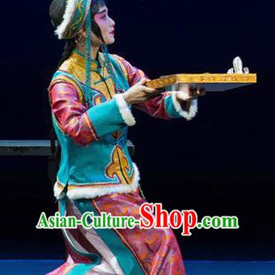 Chinese Kun Opera Xiaodan Dress Apparels Costumes and Headdress Continue the Pipa Traditional Kunqu Opera Court Maid Garment