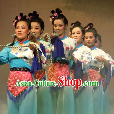 Chinese Shaoxing Opera Young Lady Dress Garment The Legend of Pearl Zhen Zhu Chuan Qi Yue Opera Costumes Country Girl Apparels and Hair Ornaments