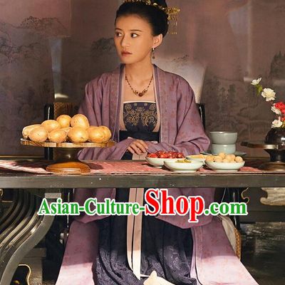 Chinese Ancient Court Woman Hanfu Dress Garment Drama Serenade of Peaceful Joy Song Dynasty Noble Concubine Feng Historical Costumes and Headpieces