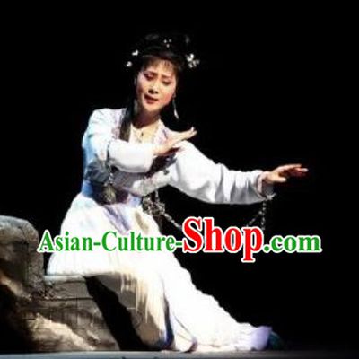 Emperor and the Village Girl Chinese Shaoxing Opera Young Lady Dress Costumes and Hair Accessories Yue Opera Xiaodan Garment Apparels