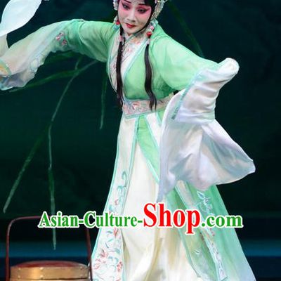 Chinese Ping Opera Young Beauty Apparels Costumes and Headpieces Da Song Zhong Yi Zhuan Traditional Pingju Opera Diva Kou Zhu Green Dress Garment