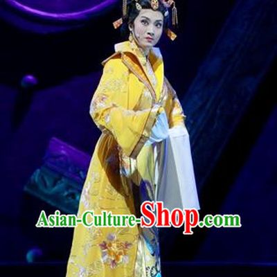 Chinese Ping Opera Palace Queen Liu E Apparels Costumes and Headpieces Traditional Pingju Opera Palm Civet for Prince Empress Yellow Dress Garment