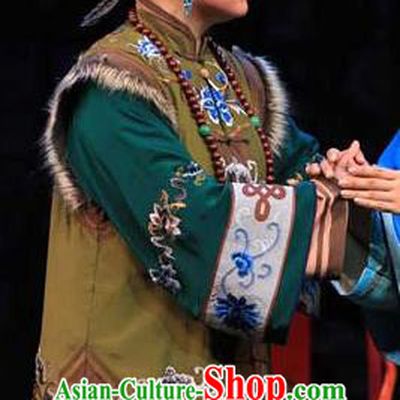 Chinese Beijing Opera Elderly Female Apparels Yue Zhao Sai Bei Costumes and Headdress Traditional Peking Opera Noble Dame Dress Garment