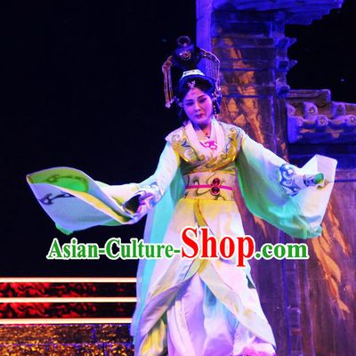 Chinese Beijing Opera Hua Tan Garment Costumes and Hair Accessories Traditional Peking Opera Cao Cao Actress Zhen Fu Dress Apparels