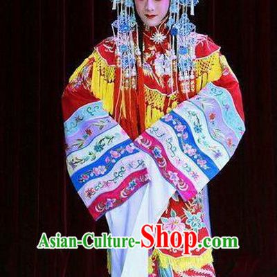 Chinese Beijing Opera Hua Tan Garment Costumes and Hair Accessories Traditional Peking Opera Wang Baochuan Noble Female Dress Princess Apparels