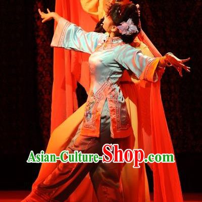 Chinese Sichuan Opera Country Woman Garment Costumes and Hair Accessories Si Shui Wei Lan Traditional Peking Opera Village Girl Deng Yaogu Dress Young Female Apparels