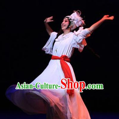 Chinese Beijing Opera Actress Ai Liya Apparels Costumes and Headpieces Traditional Peking Opera Love Bell Tower Hua Tan White Dress Garment