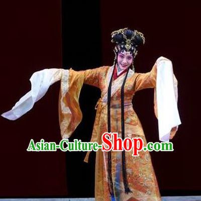 Chinese Beijing Opera Noble Female Apparels Costumes and Headdress Xin Zhui Traditional Peking Opera Han Dynasty Dress Countess Garment