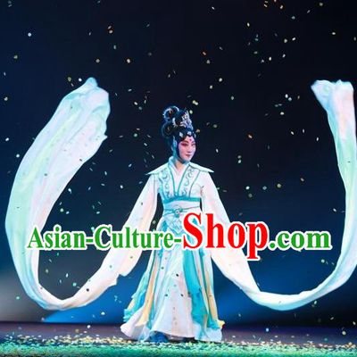 Chinese Beijing Opera Fairy Chang E Apparels Costumes and Headpieces Goddess of the Moon Traditional Peking Opera Young Beauty Dress Garment