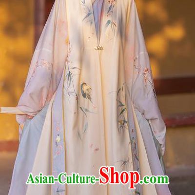 Chinese Traditional Ming Dynasty Noble Princess Embroidered Hanfu Dress Ancient Patrician Lady Apparels Historical Costumes