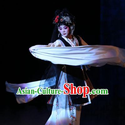 Chinese Beijing Opera Young Female Apparels Costumes and Headdress Wu Long Yuan Traditional Peking Opera Hua Tan Yan Xijiao Dress Actress Garment