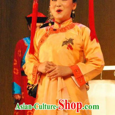 Chinese Beijing Opera Imperial Consort Kang Garment Costumes and Headdress Shao Nian Tian Zi Traditional Qu Opera Court Woman Apparels Qing Dynasty Dress