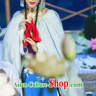 Chinese Cantonese Opera Young Female Garment Hua Yue Ying Costumes and Headdress Traditional Guangdong Opera Hua Tan Apparels Actress Du Caiwei Dress