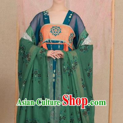 Chinese Traditional Apparels Noble Infanta Green Hanfu Dress Ancient Drama Tang Dynasty Palace Princess Historical Costumes and Hair Accessories Complete Set
