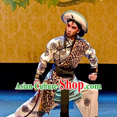 Shoot Eagle Chinese Sichuan Opera Hunter Apparels Costumes and Headpieces Peking Opera Highlights Garment Swordsman Hua Rong Clothing