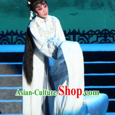 Chinese Cantonese Opera Distress Female Garment Butterfly Dance Peng Ying Costumes and Headdress Traditional Guangdong Opera Hua Tan Apparels Diva Zhu Yingtai Dress