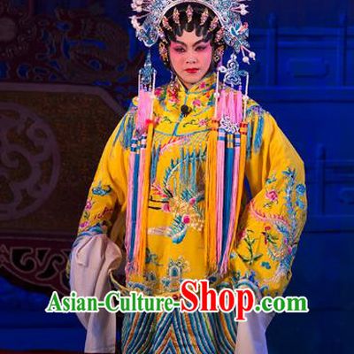 Chinese Cantonese Opera Empress Garment Wu Suo Dong Gong Costumes and Headdress Traditional Guangdong Opera Queen Apparels Court Woman Dress