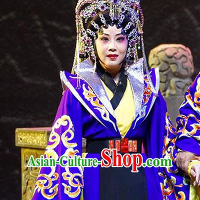 Chinese Cantonese Opera Rani Garment Nan Yue Gong Ci Costumes and Headdress Traditional Guangdong Opera Noble Dame Apparels Queen Dress
