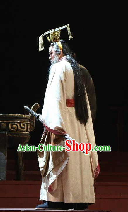 Chinese Traditional Han Dynasty Duke Clothing Stage Performance Historical Drama King of Nanyue Elderly Male Apparels Costumes Ancient Lord Zhao Tuo Garment and Headwear