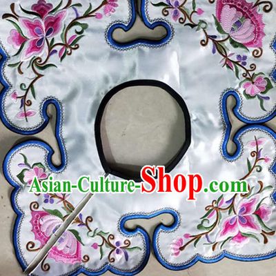 Chinese Traditional Embroidered Flowers Pattern White Patch Embroidery Craft Qing Dynasty Embroidered Shoulder Accessories