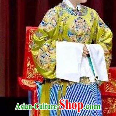 Chinese Sichuan Opera Highlights Noble Dame Garment Costumes and Headdress Bai Mian Hu Xiao Fang Traditional Peking Opera Elderly Female Dress Pantaloon Apparels