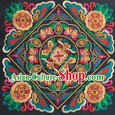Chinese Traditional Embroidered Flowers Butterfly Patch Decoration Embroidery Applique Craft Embroidered Square Accessories