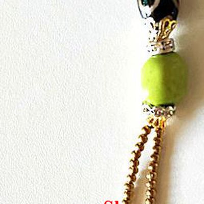 Chinese Traditional Zang Ethnic Folk Dance Green Earrings Ear Accessories Handmade Tibetan Nationality Stage Show Eardrop Decoration for Women