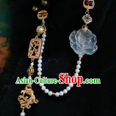 Chinese Classical Carving Rose Brooch Traditional Hanfu Cheongsam Accessories Handmade Golden Sachet Tassel Breastpin Pendant for Women