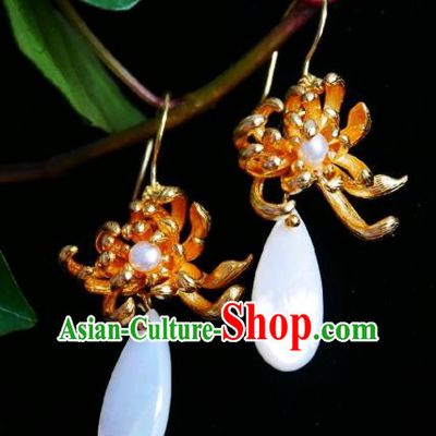 Chinese Handmade Qing Dynasty Golden Chrysanthemum Earrings Traditional Hanfu Ear Jewelry Accessories Classical Court White Jade Eardrop for Women