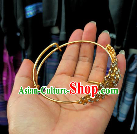 Chinese Dai Nationality Crystal Bracelet Traditional Ethnic Golden Bangle Accessories for Women Chinese Dai Nationality Crystal Bracelet Traditional Ethnic Golden Bangle Accessories for Women
