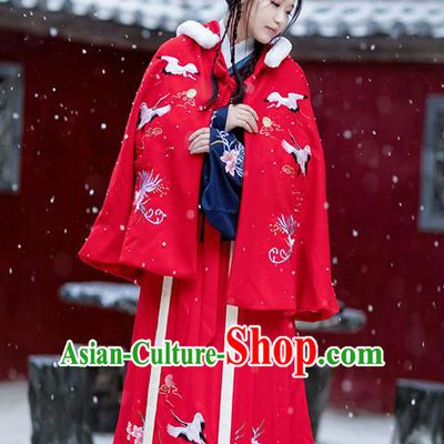 Chinese Ming Dynasty Woolen Costumes Traditional Winter Hanfu Garment Ancient Embroidered Crane Red Short Cloak for Women