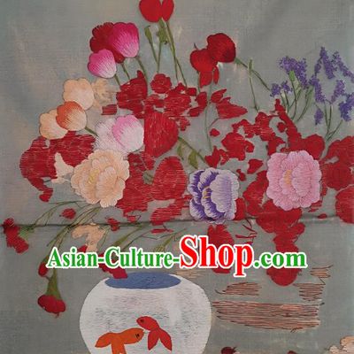 Chinese Traditional Embroidered Colorful Flowers Decorative Painting Handmade Embroidery Craft Embroidering Goldfish Cloth Picture