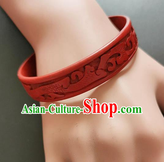 Chinese Traditional Handmade Carving Fish Dragon Craft Black Lacquerware Bracelet Accessories Chinese Traditional Handmade Carving Fish Dragon Craft Black Lacquerware Bracelet Accessories