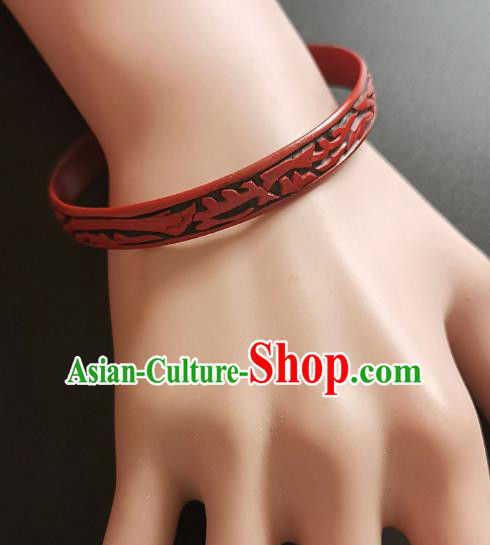 Chinese Traditional Handmade Carving Fish Dragon Craft Black Lacquerware Bracelet Accessories Chinese Traditional Handmade Carving Fish Dragon Craft Black Lacquerware Bracelet Accessories