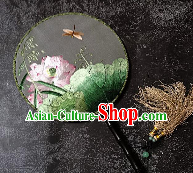 Chinese Traditional Palace Fans Handmade Embroidery Round Fan Embroidered Dragonfly Lotus Silk Fan Craft Chinese Traditional Palace Fans Handmade Embroidery Round Fan Embroidered Dragonfly Lotus Silk Fan Craft