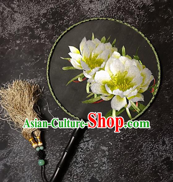 Chinese Traditional Palace Fans Handmade Embroidery Round Fan Embroidered Peony Silk Fan Craft Chinese Traditional Palace Fans Handmade Embroidery Round Fan Embroidered Peony Silk Fan Craft