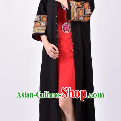 Traditional Chinese Embroidered Black Flax Dust Coat National Costume Tang Suit Overcoat for Women