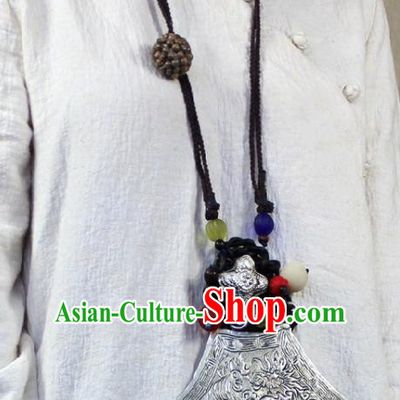 Chinese Handmade Miao Nationality Necklace Traditional Minority Ethnic Silver Carving Phoenix Necklet Accessories for Women